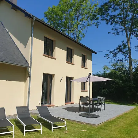 Casa de Férias Charmante Maison, Proche De Deauville Saint-Étienne-la-Thillaye